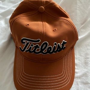 UT Titleist  golf hat
